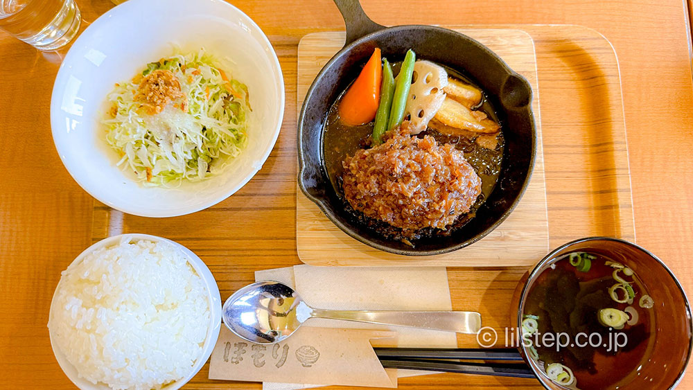 糸島豚とA5ランク黒毛和牛の手ごねハンバーグ定食